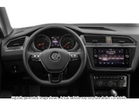 2018 Volkswagen Tiguan Trendline FWD Interior Shot 3