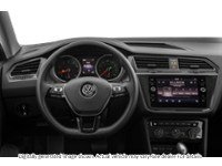 2018 Volkswagen Tiguan Trendline FWD Interior Shot 3