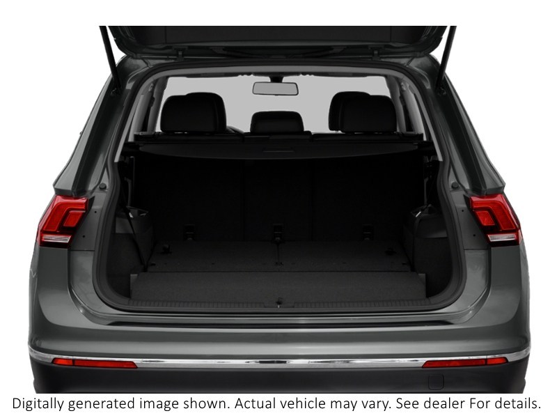 2018 Volkswagen Tiguan Trendline FWD Exterior Shot 4