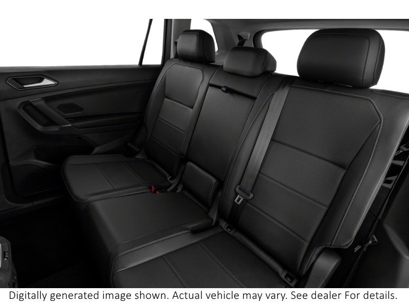 2018 Volkswagen Tiguan Trendline FWD Interior Shot 5