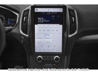 2022 Ford Edge Titanium AWD Interior Shot 2