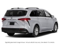 2024 Toyota Sienna XLE 8-Passenger FWD Exterior Shot 2