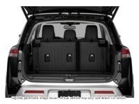 2022 Nissan Pathfinder Platinum 4WD Exterior Shot 4