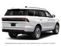 2027 Lincoln Navigator Reserve 4X4 Exterior Shot 2