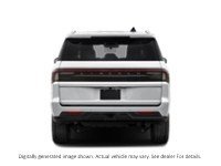 2027 Lincoln Navigator Reserve 4X4 Exterior Shot 7