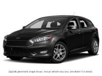 2015 Ford Focus 5Dr Hb SE Tuxedo Black Metallic  Shot 34