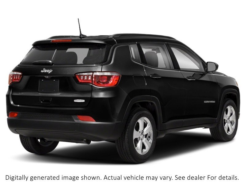 2018 Jeep Compass North 4X4 Diamond Black Crystal Pearl  Shot 48