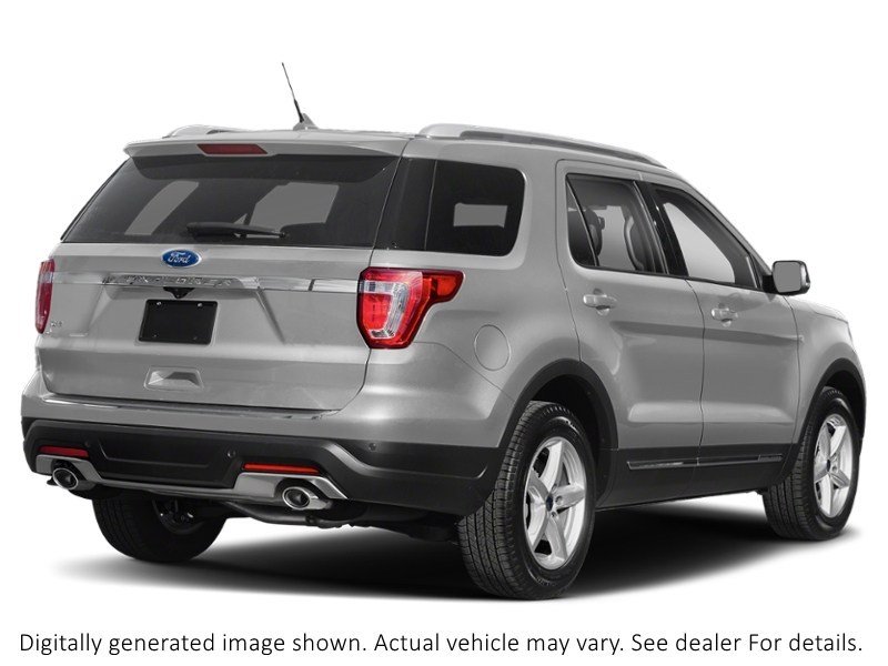 2018 Ford Explorer XLT 4WD Ingot Silver Metallic  Shot 44