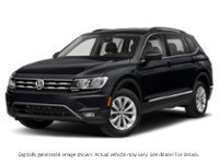 2018 Volkswagen Tiguan Trendline FWD Deep Black Pearl  Shot 4